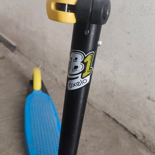 Oxelo Decathlon B1 Kids Three-Wheel Scooter used, foldable