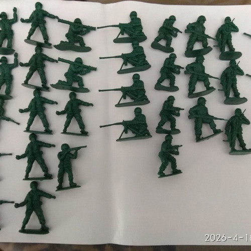 Airfix and Matchbox soldier figures collection like new