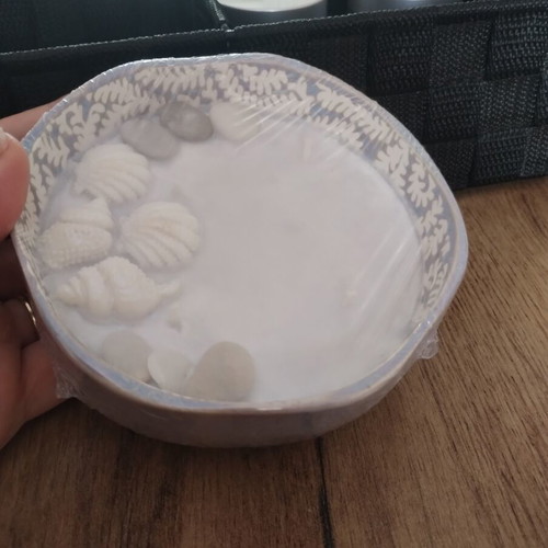 Scented plant-based candle 250g with linen aroma in decorative bowl