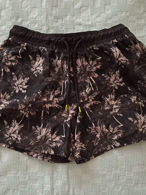 Livergy men's swim shorts black with palm print size S new