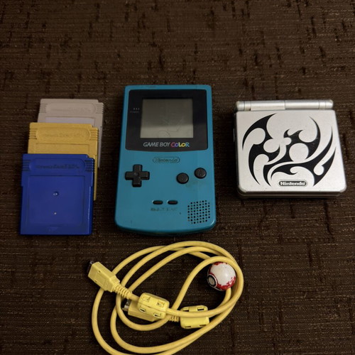 Game Boy Color, Game Boy SP Tribal Edition, Pokemon Blue and Gold games, Pikachu link cable, Battle Arena Toshinden cartridges set