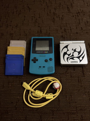 Game Boy Color, Game Boy SP Tribal Edition, Pokemon Blue and Gold games, Pikachu link cable, Battle Arena Toshinden cartridges set