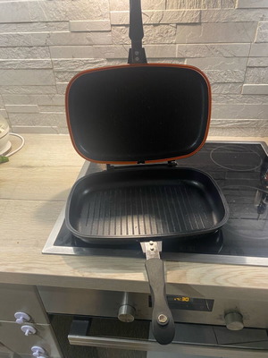 Queen double grill pan like new