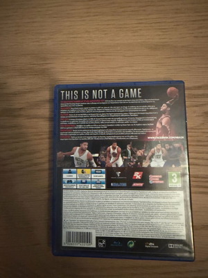 NBA2k17 PS4 game like new