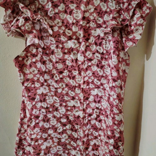 Pink floral blouse with ruffle sleeves new with tags