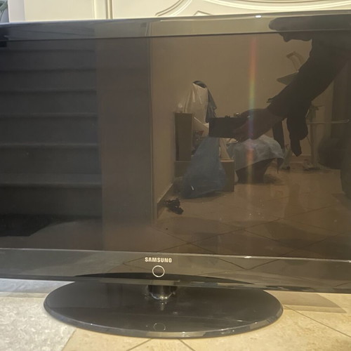 Samsung LE40M86BD 40'' TV used, excellent condition