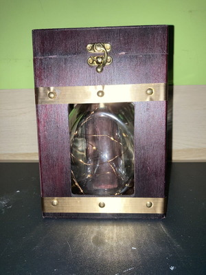 Dimple bottle lamp in original box