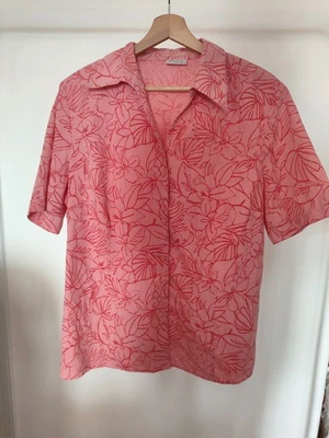 Erfo Pink Blouse with Rose Pattern in XL/XXL Like New