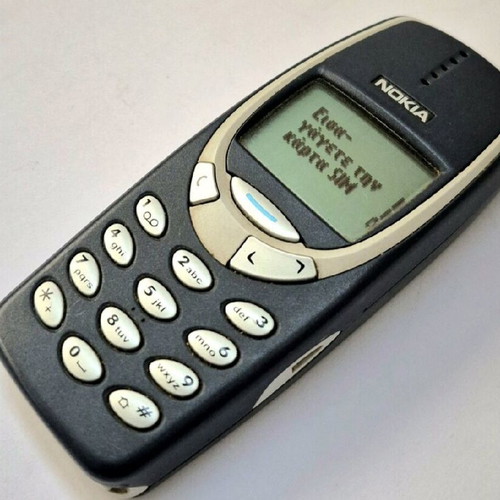 Nokia 3310 Classic Phone used, vintage brick dumb telephone