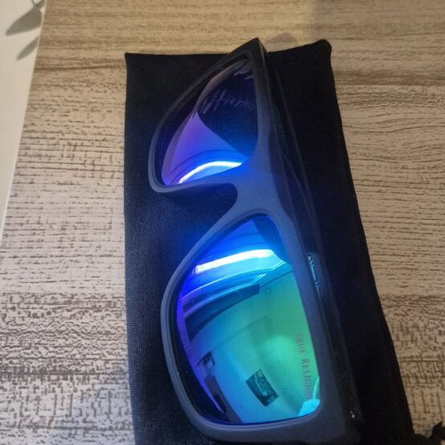 True Religion sunglasses new with blue green mirror lenses