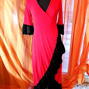 Φόρεμα μάξι κόκκινο καινούργιο από Μιλάνο αγορά μοδάτο στυλ ελαστικό πολιτικό ύφασμα από S έως L. ελαστικό βισκοζ άνετα βραδυνης εξόδου με βελούδινες λεπτομέρειες στσ μαυρο