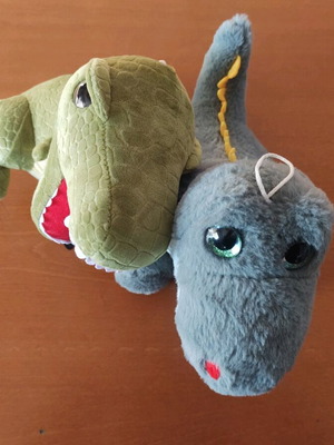 Plush dinosaurs like new, set of 2 pieces