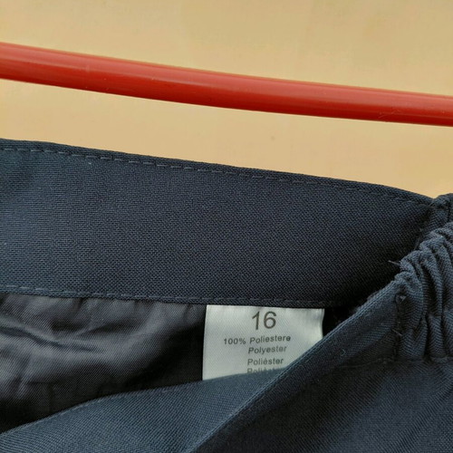 Parade skirt dark blue like new, 16 years old