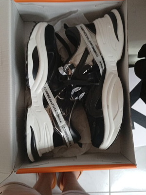 COME des FUCKDOWN* sneakers new, black and silver, size 42