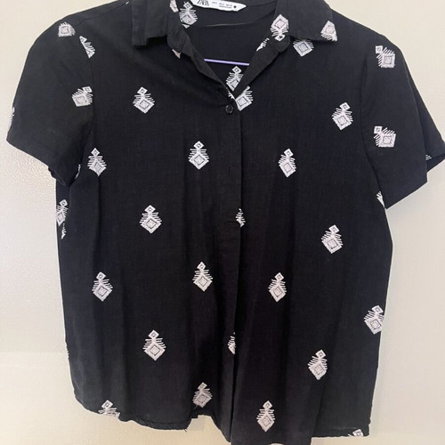 Zara black shirt with white embroidery, slim fit, like new