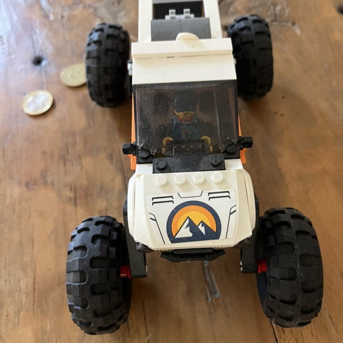 LEGO City 4X4 Off-Roader Adventures 60387