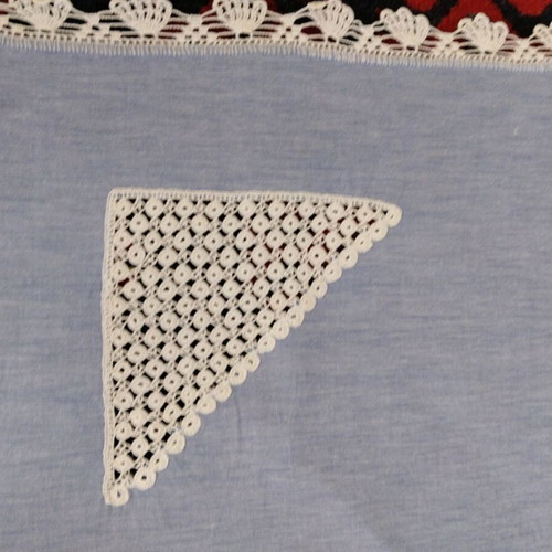 Handmade tablecloth with fabric and crocheted corners 72x72 cm like new