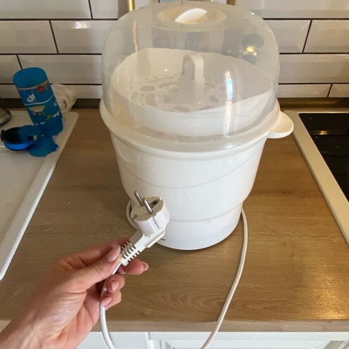 Avec bebe sterilizer used, in good condition
