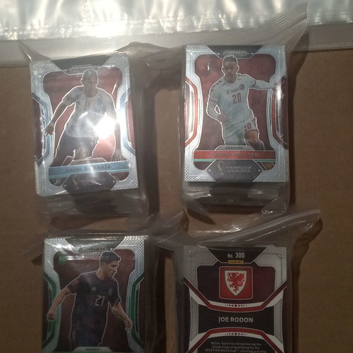 Panini PRIZM World Cup Qatar 2022 complete set of 300 cards - Messi Ronaldo Mbappe Neymar