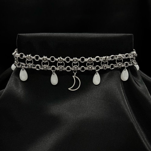 Choker necklace stainless steel with glass beads, new, silver color
