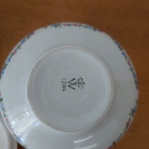 Vintage Wallendorf porcelain both in excellent condition