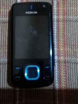 Nokia 6600s used, not working for spare parts