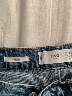 Jeans mom MNG like new