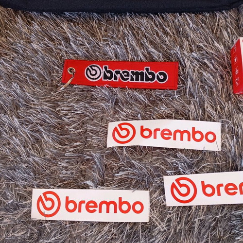 Brembo set new with bag, cap, keychains and pen
