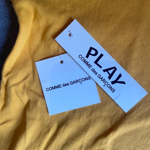 Comme des garçons Play tshirt used, size XL, orange