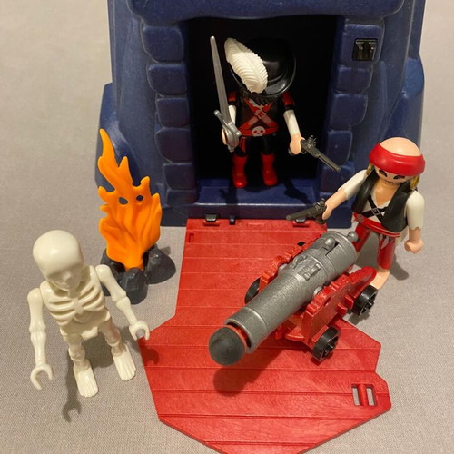 Playmobil pirates set