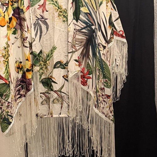 Hype kimono and Toi Moi pants set like new, multicolor