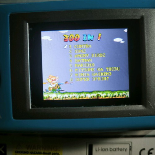 Hand consloe like new with many retro games