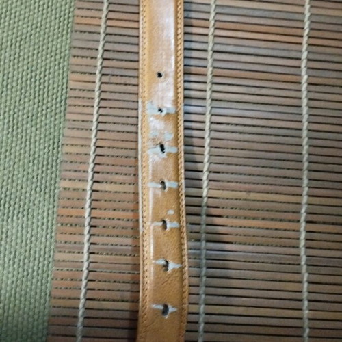 Beige leather belt used, size 115 cm
