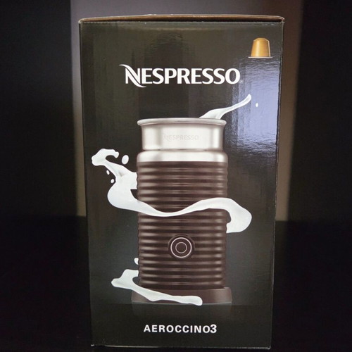 Nespresso Aeroccino 3 milk frother used with cracked lid
