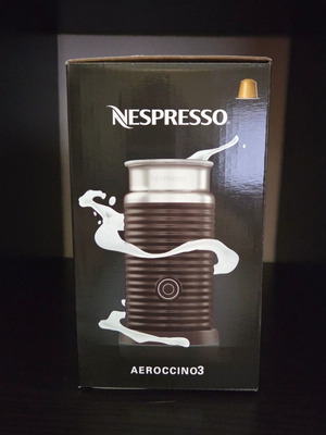 Nespresso Aeroccino 3 milk frother used with cracked lid