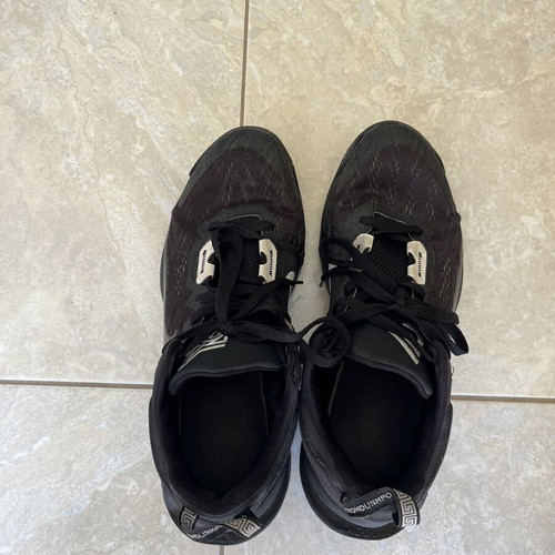Nike Giannis Immortality 2 athletic shoes used, size 45.5, black