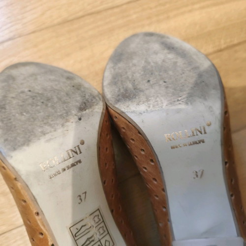 Rollini tan pumps, 9 cm heel, like new, leather
