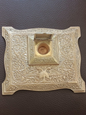 Antique brass inkwell with artist's stamp, like new