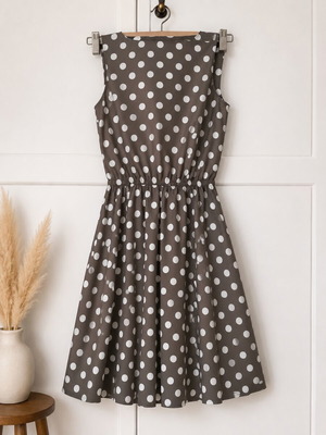 Midi polka dot dress with elastic waist True Love like new, white and gray
