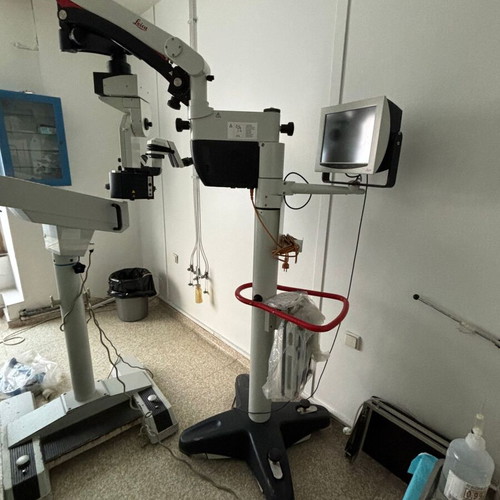 Leika M 820 Ophthalmic Microscope used