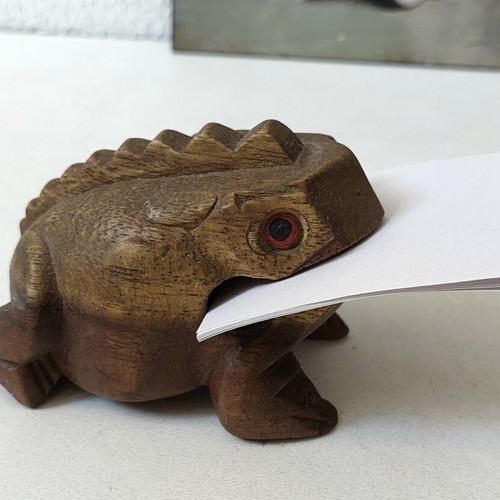 Wooden decorative frog like new, handmade from Thailand