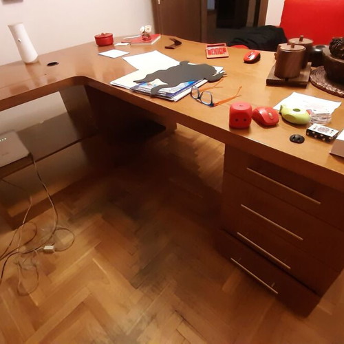 Corner desk large used, requires assembly