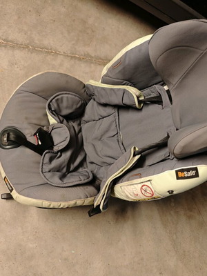 Παιδικό κάθισμα αυτοκινήτου μεταχειρισμένο με isofix για 0-18 κιλά