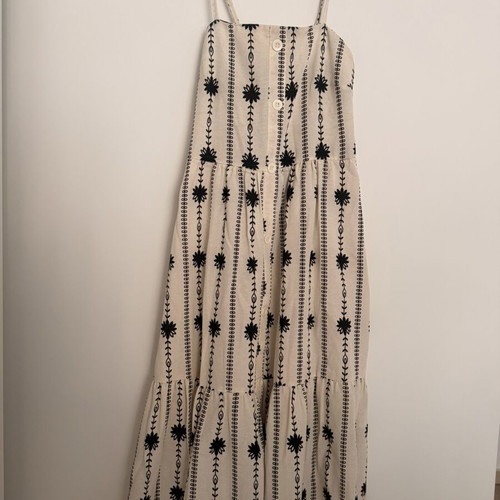 Maxi φόρεμα σαν λινό καινούργιο, μέγεθος medium, μαύρο και άσπρο