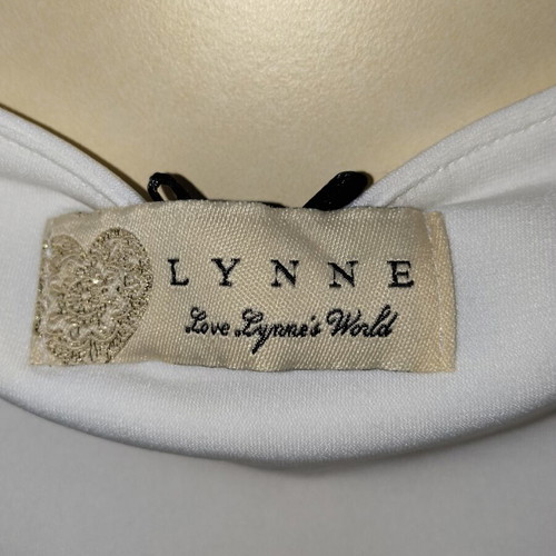 Lynne white sleeveless top with lace, new, size M