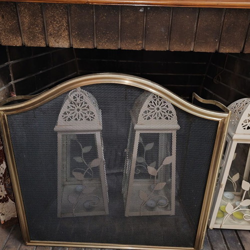 Fireplace cover used in good condition
