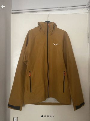 Salewa Men’s Puez Aqua 4 2.5L Powertex Hardshell Jacket like new, yellow orange