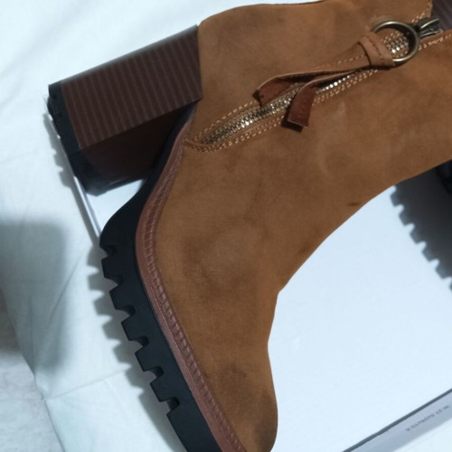 Erynn camel ankle boots new, size 38, zipper detail
