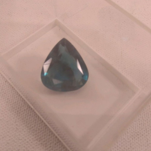 Cyan-green fluorite gemstone 7 g pear shape new