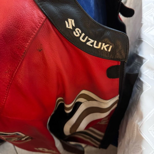 Suzuki Kevin Schwantz collectible leather jacket XXL like new, multicolor